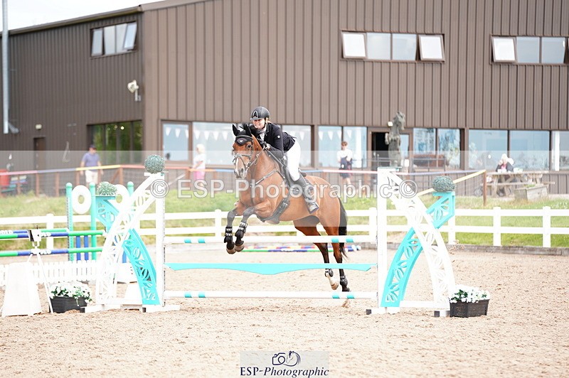 240804A-121554-10771 - Cls 51 1.05m Amateur Qualifier