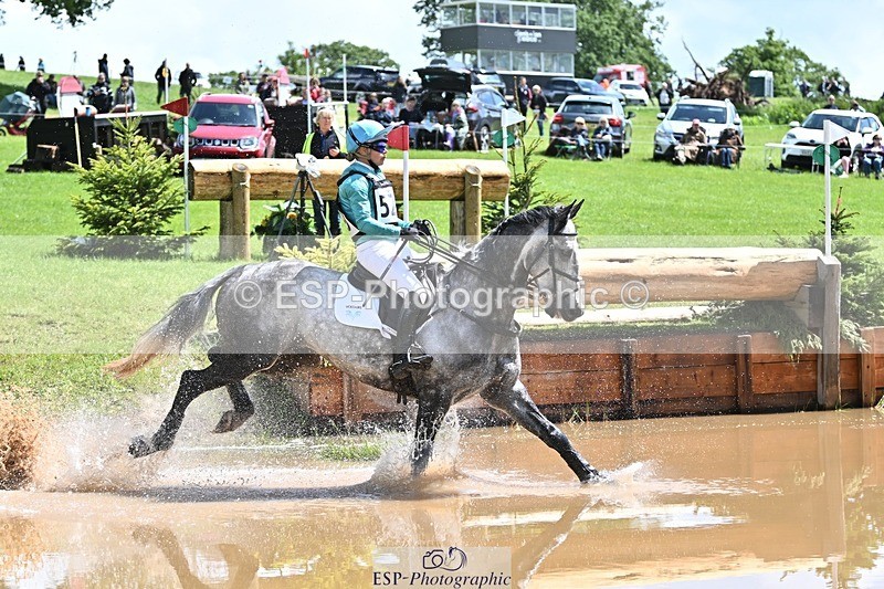 240526-121644-21909 - 529-SBH_BIG_WALL-Izzy_Taylor