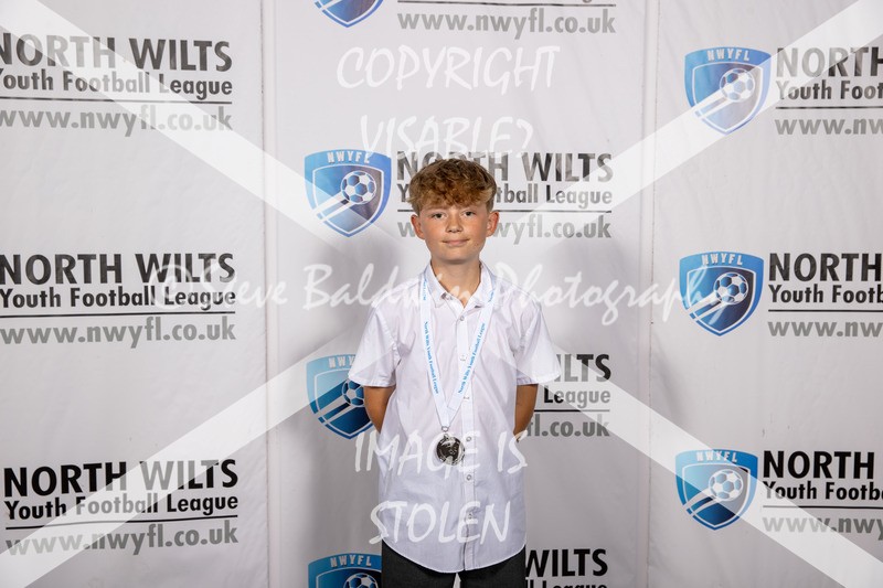 1DX30680 - Div 3 Calne Town Youth White