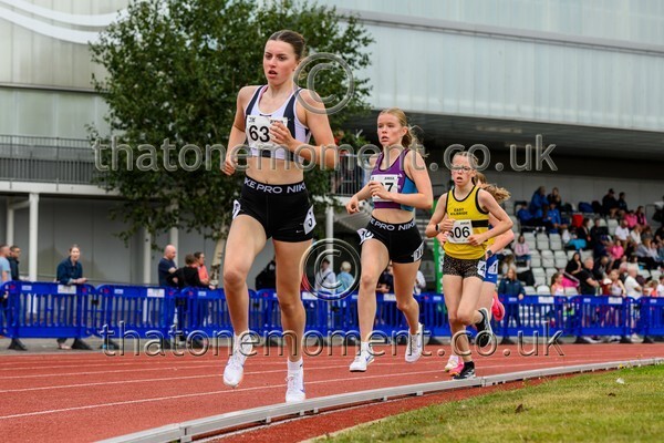 Age25SAT-915172 - Track Female Set One