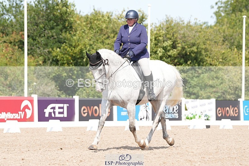 250817-121002-09254 - 176-Sarah.ChandlerVardags.Silmarillia