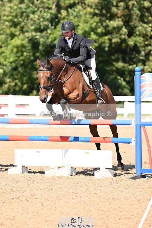 240914A-142819-07635 - Cls 24-S 1.05m Amateur Qualifier