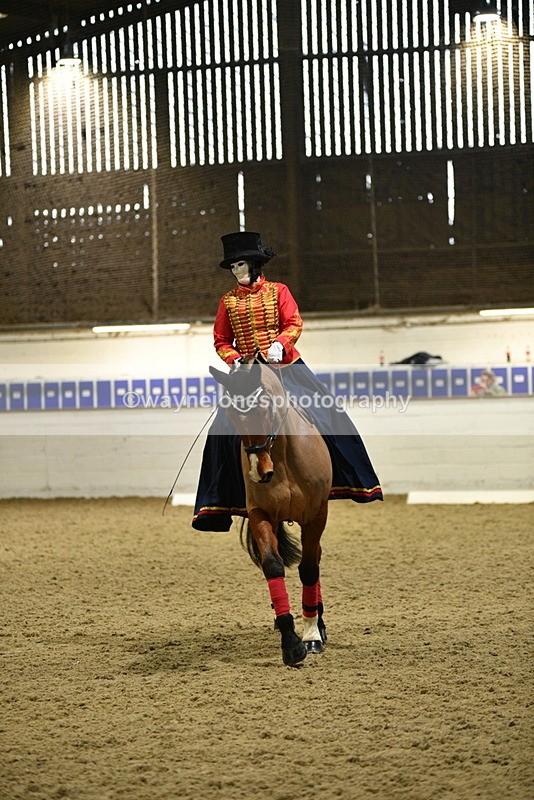 WJ5_9301 - Time 13:04 to 13:41 Fancy Dress DTM