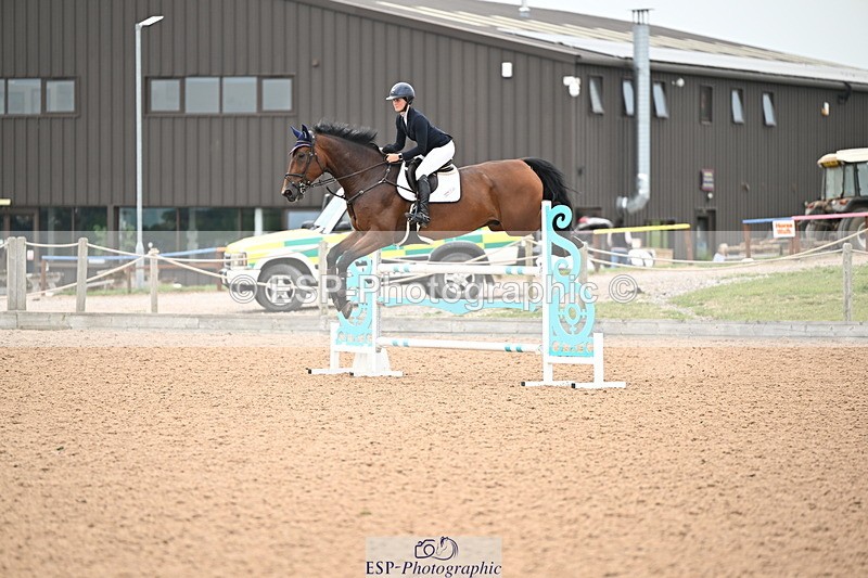 240828A-153514-01160 - Cls 5 Snr Foxhunter and 1.20m Open