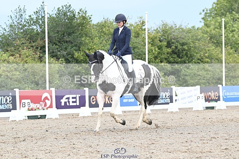 250907-111602-06563 - 077-Sarah.WallDerryroane.Lad