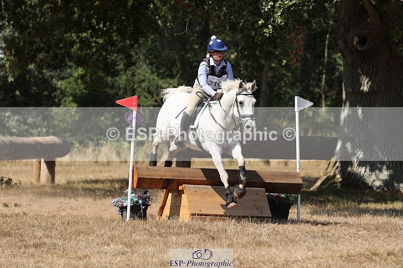 250824A-145631-39145 - 2107-Daisy.Twiston.Davies-Breeogue.Dara