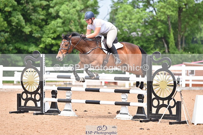 230609A-135800-01345 - Cls 12 1.05m Amateur Qualifier