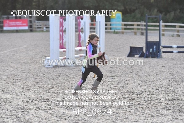 BPP_0674 - HOBBY HORSE SHOWJUMPING CLASSES