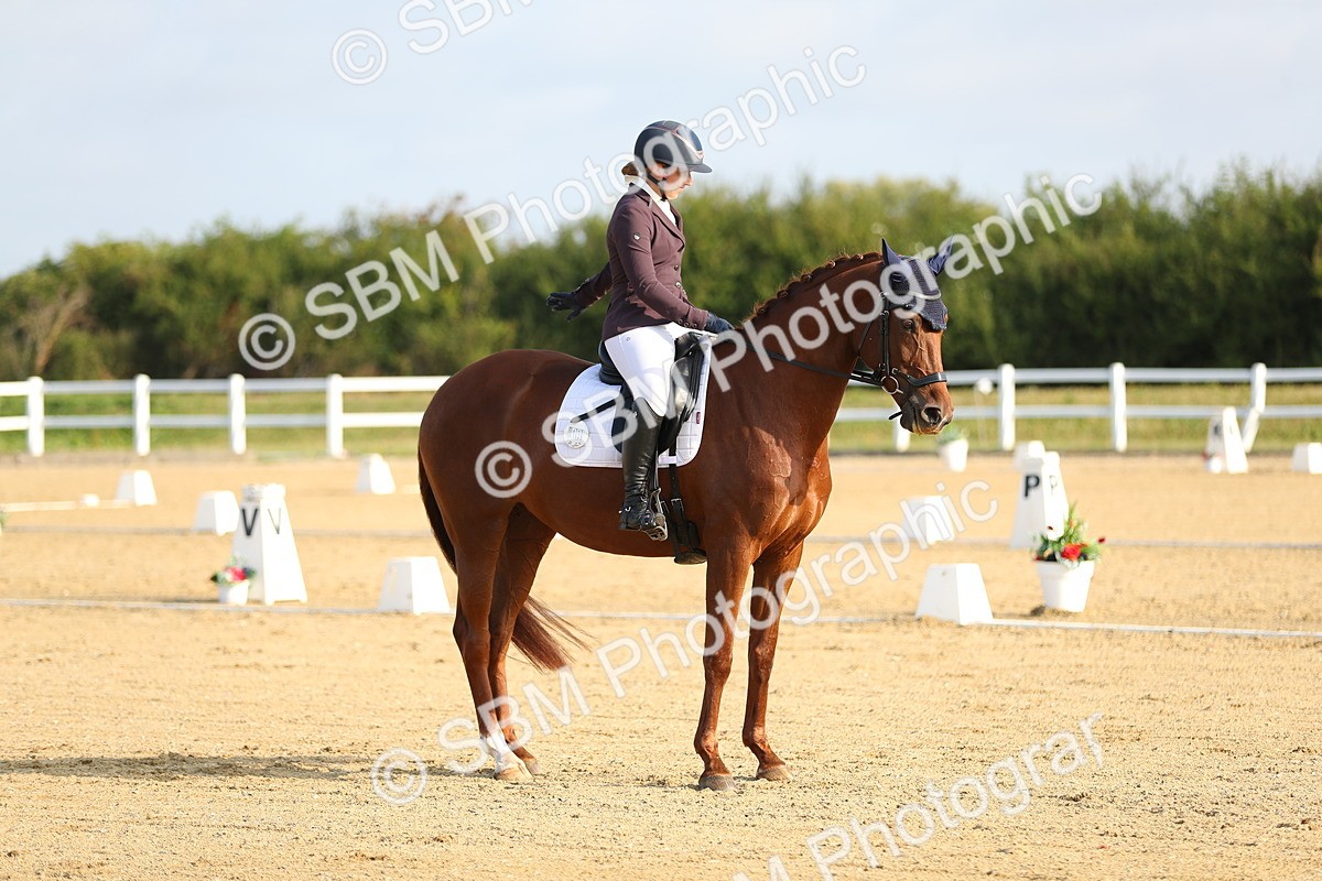 SBM_014988 - Class 13 - Novice 23 - 8,30-9.33