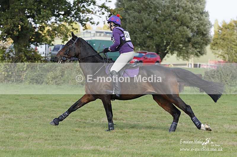  WWHT 171021 3533 - Intermediate Pairs (0.90m)  17/10/21