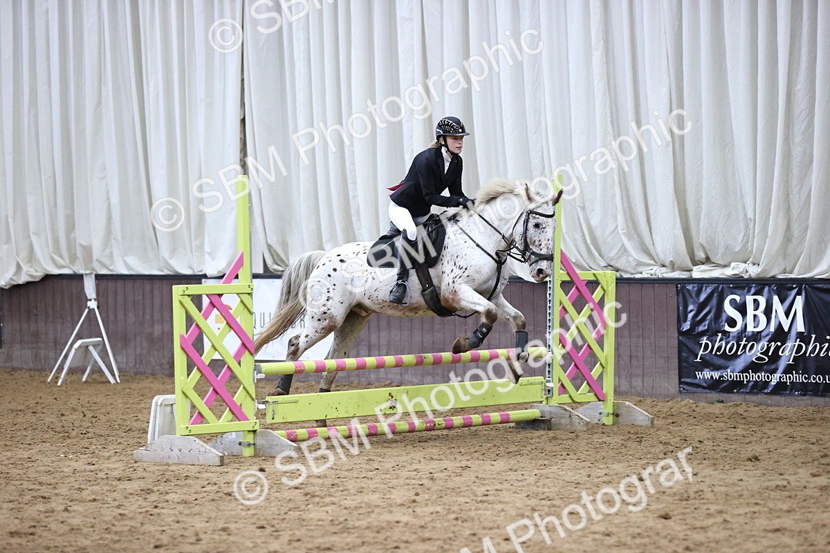 SBM_001894 - Class 5 - Henlow Veterinary Hospital 70cm