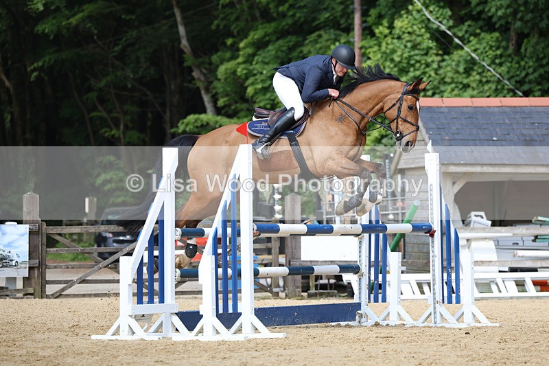 3E7A1183 - Class 14: Senior 1.15m Open