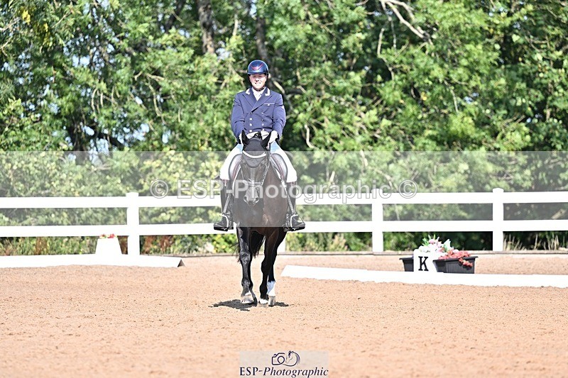 250816-101639-02396 - 046-Martyn.HumphreyIsabeau.May