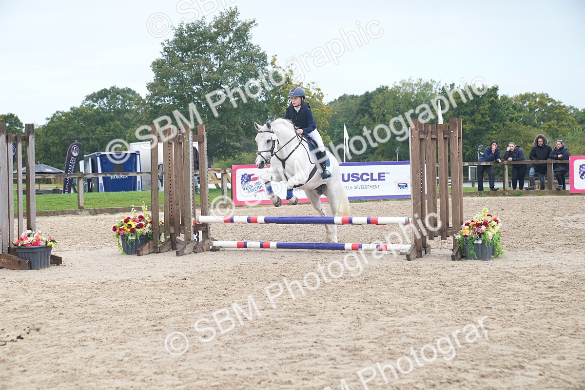 SBM_01808_J54 - Clear Round 50cm - Paula Gray