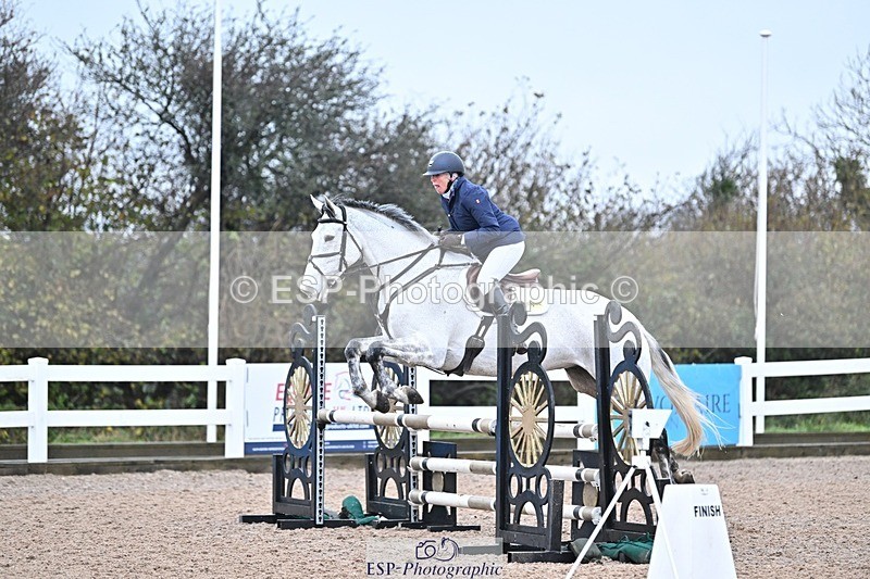 241127-094444-00065 - Cls 01A&B Brit Nov & 90cm Open