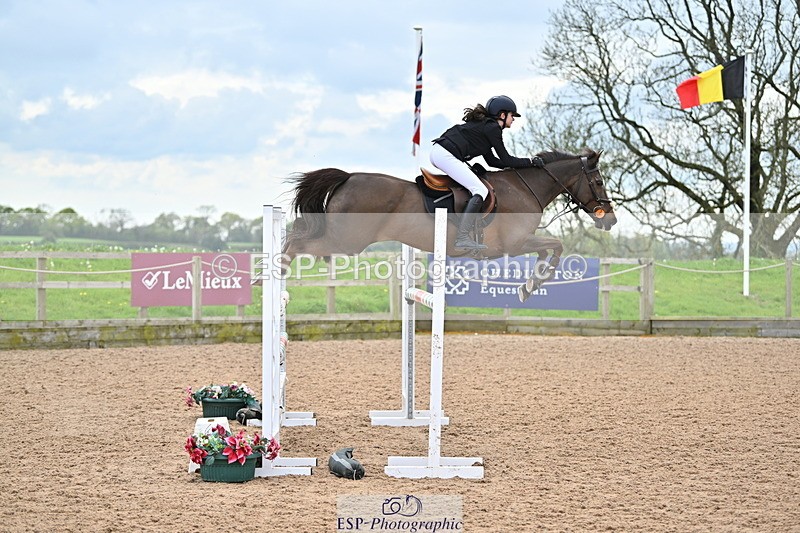 240506A-140908-09245 - Cls 7 148cm Grand Prix