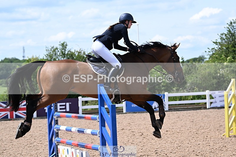 240619A-142249-00564 - Cls 4 Snr Newcomers and 1.10m Open