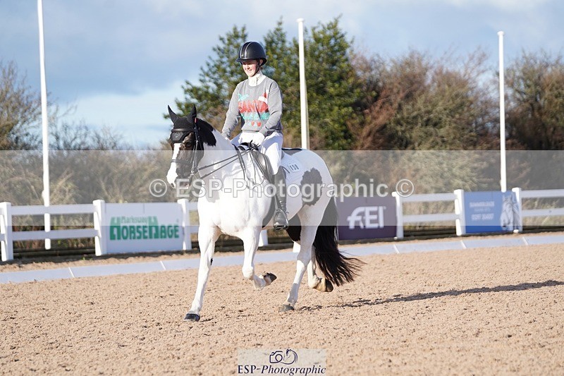 241214-134330-00651 - 150-Looby.Marsden-Essentially.Small.Change