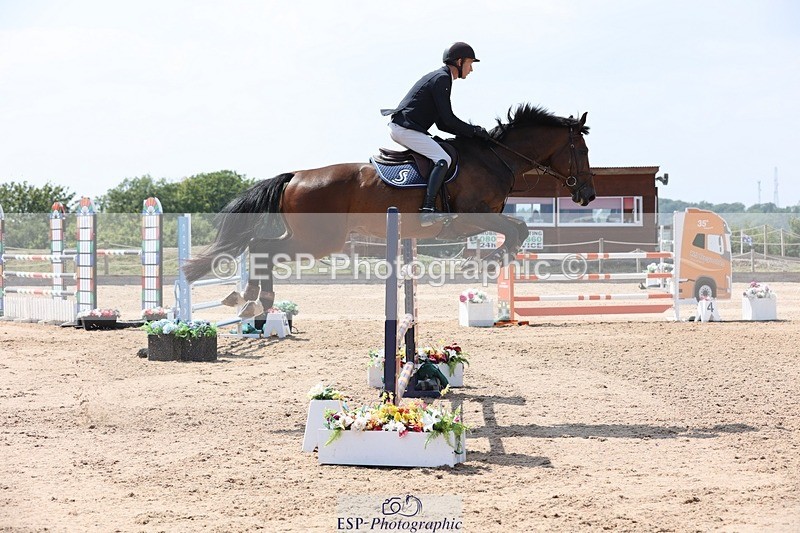 250725-144820-03438 - Cls 3 Snr Foxhunter