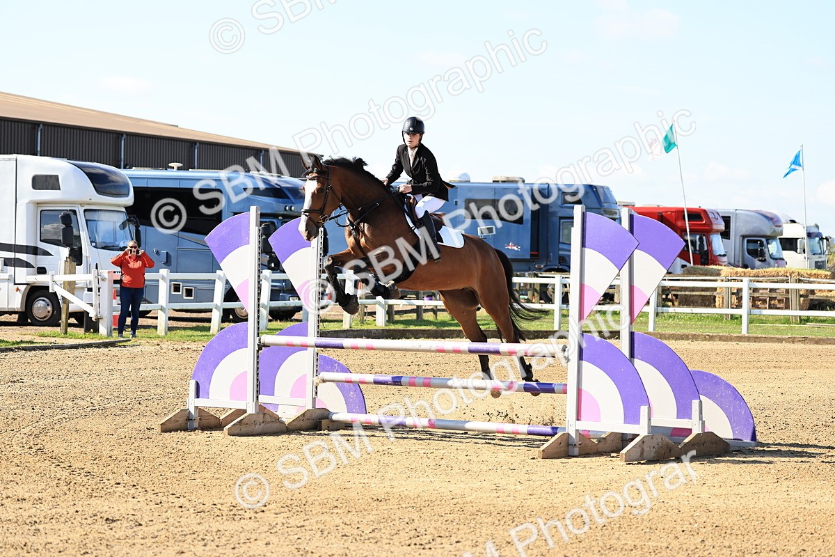 SBM_002910 - Class 7 - Senior British Novice-90cm Open