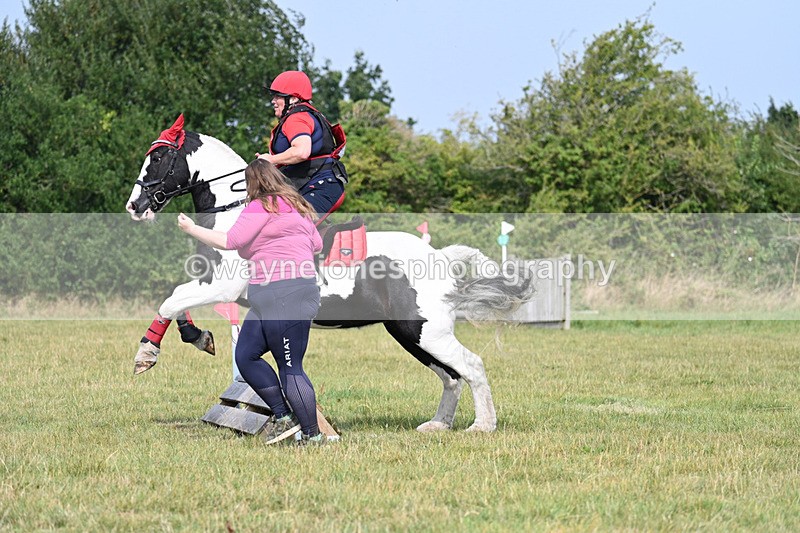 WJ7_6104 - 40cm XC Time 10:57 to 11:30