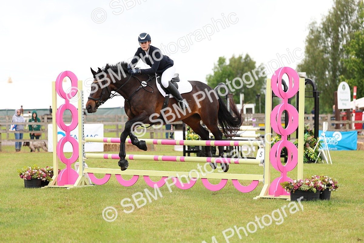 SBM_11719 - Class 205 - Tarmac Senior 1m Open