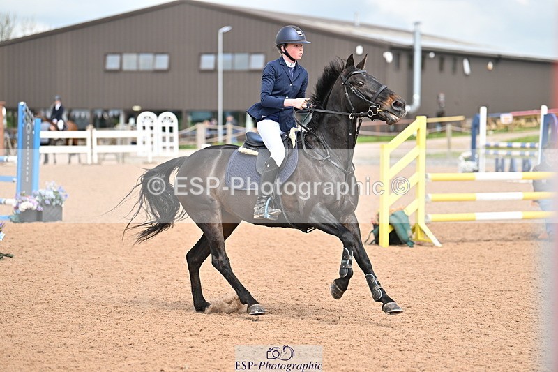 240506A-114435-08591 - Cls 4 Blue Chip Pony Newcomers & 1m Open