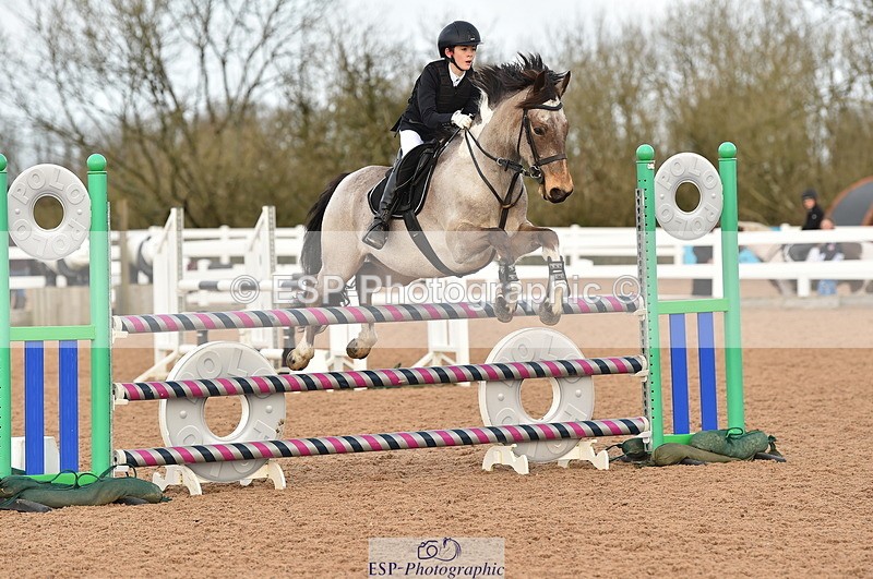 240210A-120716-01097 - Cls 8 Pony Newcomers & 1m Open
