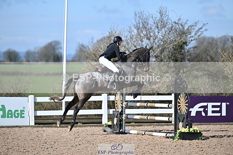 250314-113448-00335 - Cls 2 British Novice and 90cm