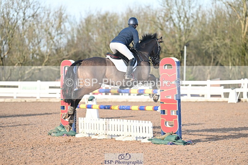 231210A-133909-02643 - Cls 20 Newcomers & 1.10m Open