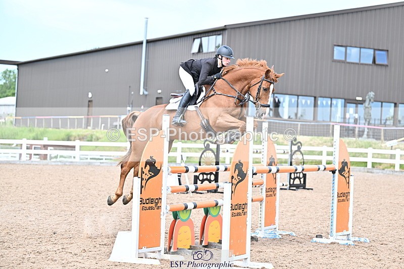 240605A-153834-00921 - Cls 5 Foxhunter and 1.20m Open
