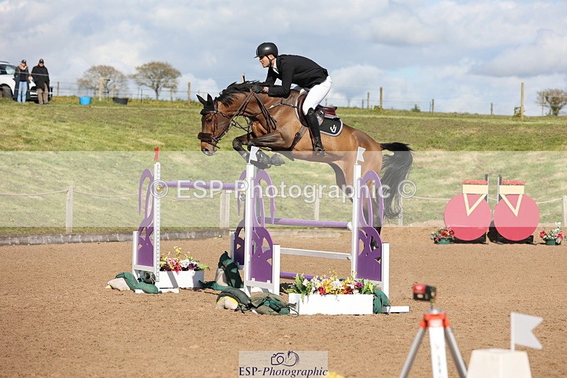 240419A-163132-09413 - Cls 10, 2 Star Big Tour 145cm  15.45 to 16.35 break