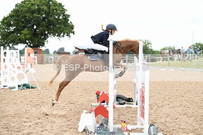 250807-104938-00358 - 80cm Round 1