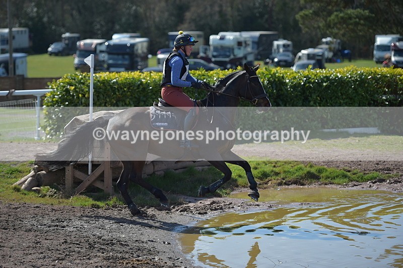 NGP_8252 - XC Time 13:29 to 13:34