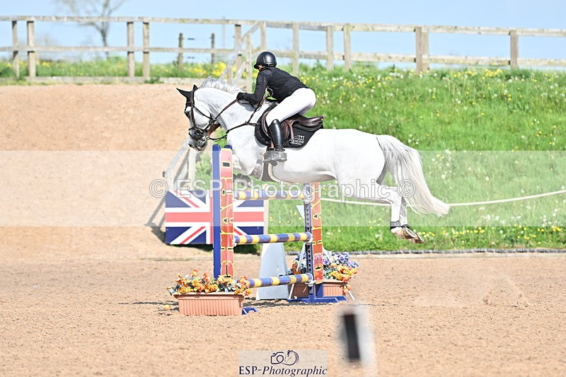 240509A-160251-03488 - Cls 12 Chard Equ Speed Derby