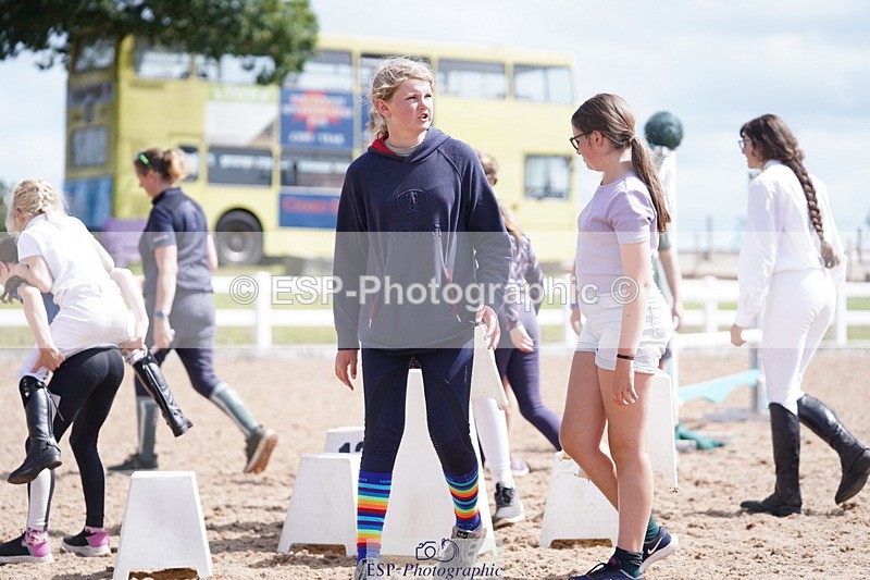 240809A-143122-01255 - Chase Me Charlie