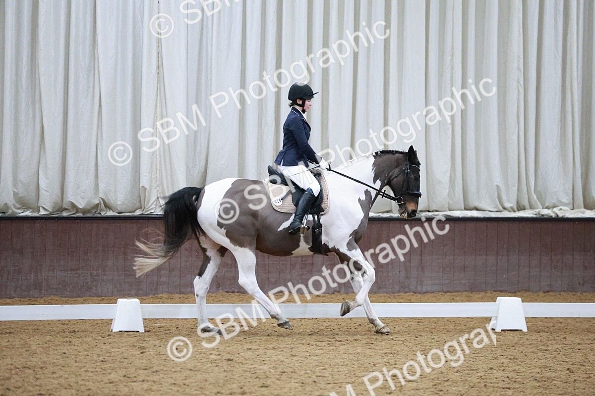 SBM_000542 - Class 7-6 - Novice 3-Novice 2