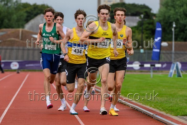 Nat26SUN-920050 - Track Male