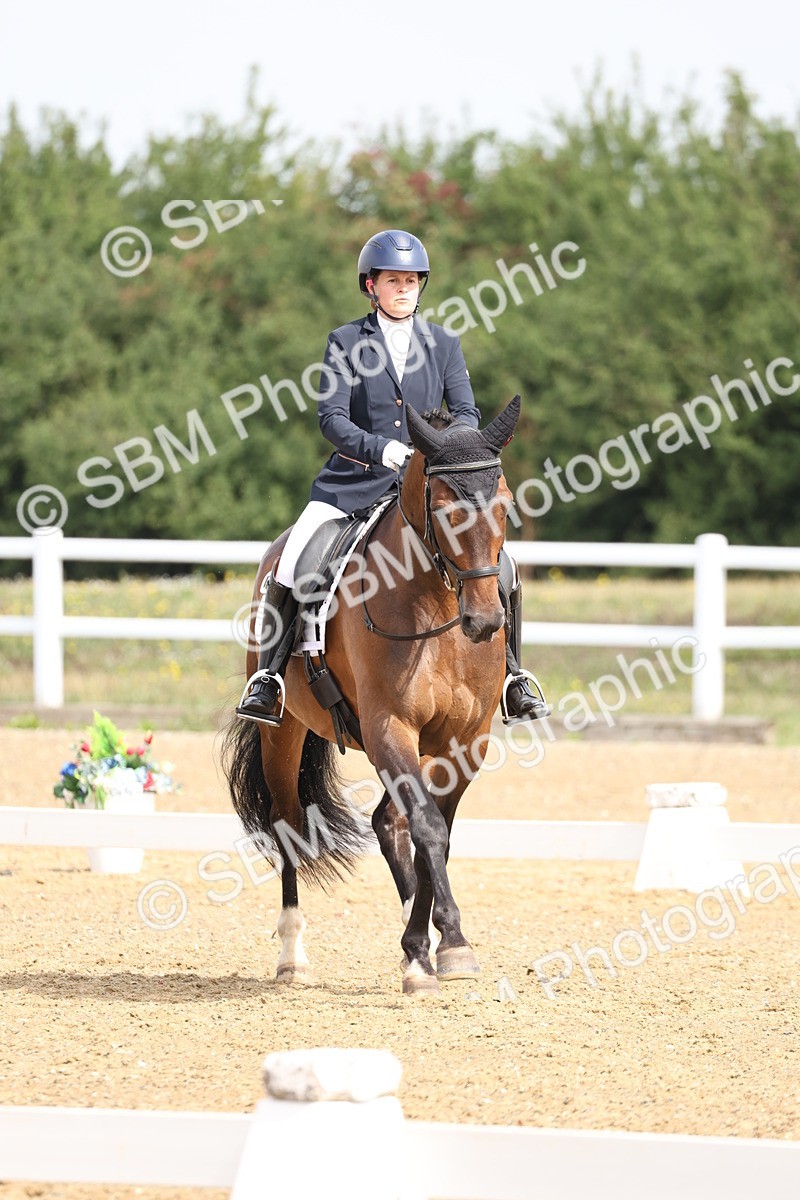 SBM_005715 - Class 6 - Novice 6 - 10.26-11.29