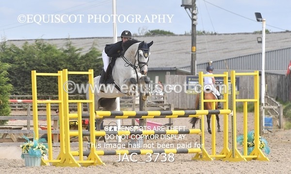 JAC_3738 - CLASS 5  Senior Newcomers/ 1.10m Open