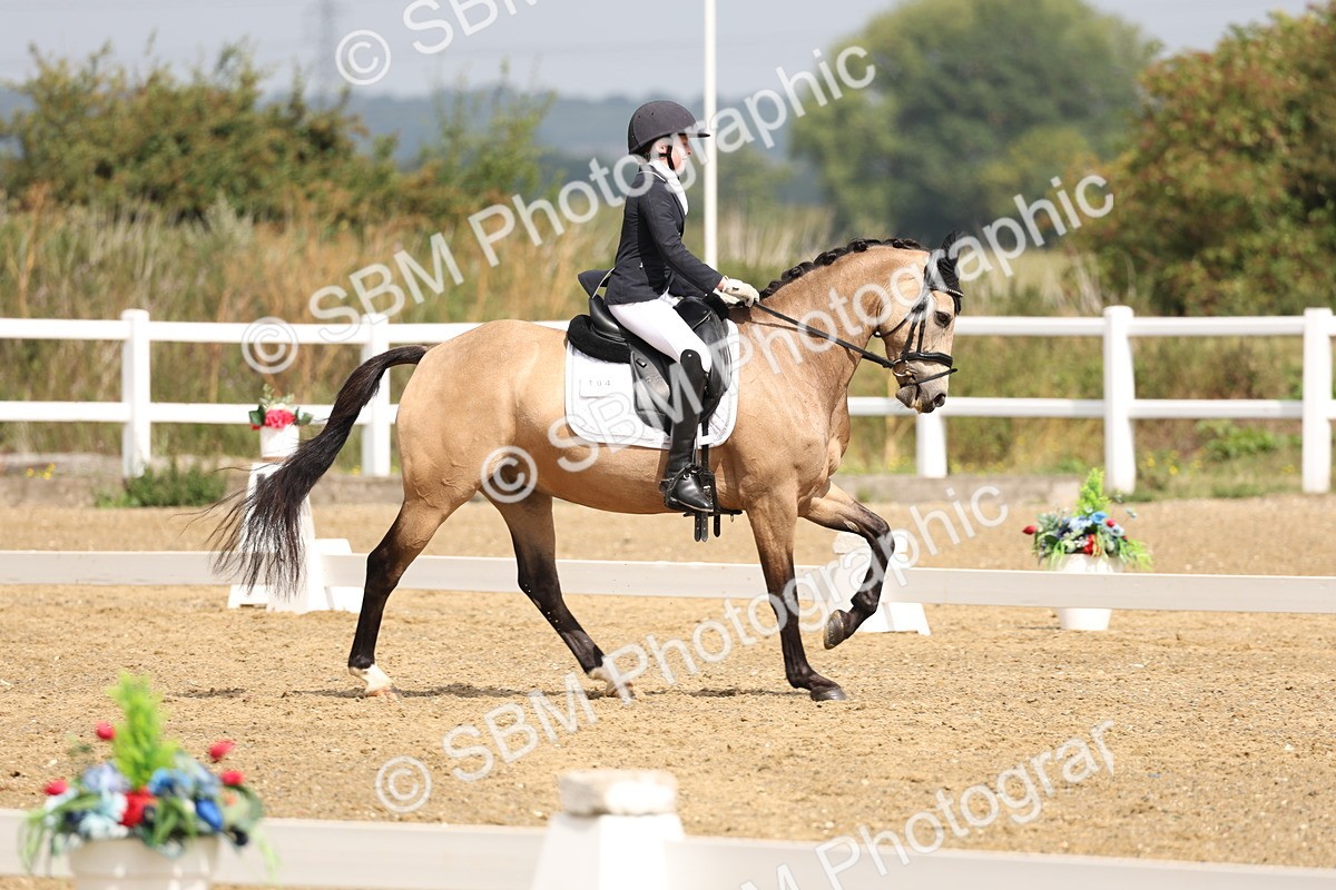 SBM_005805 - Class 6 - Novice 6 - 10.26-11.29