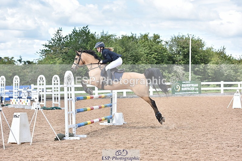 230806A-135022-02232 - Cls 21 Pony Newcomers & 1m Open