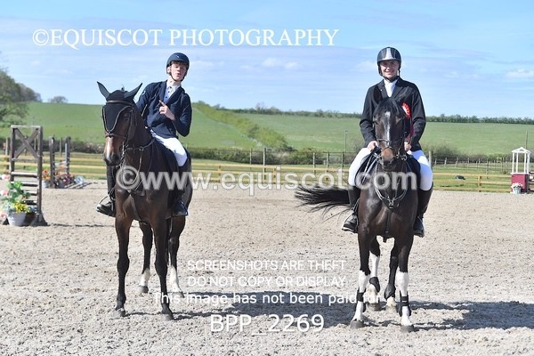 BPP_2269 - CLASS 22 SUN Senior BritiNovice/ 90cm Open