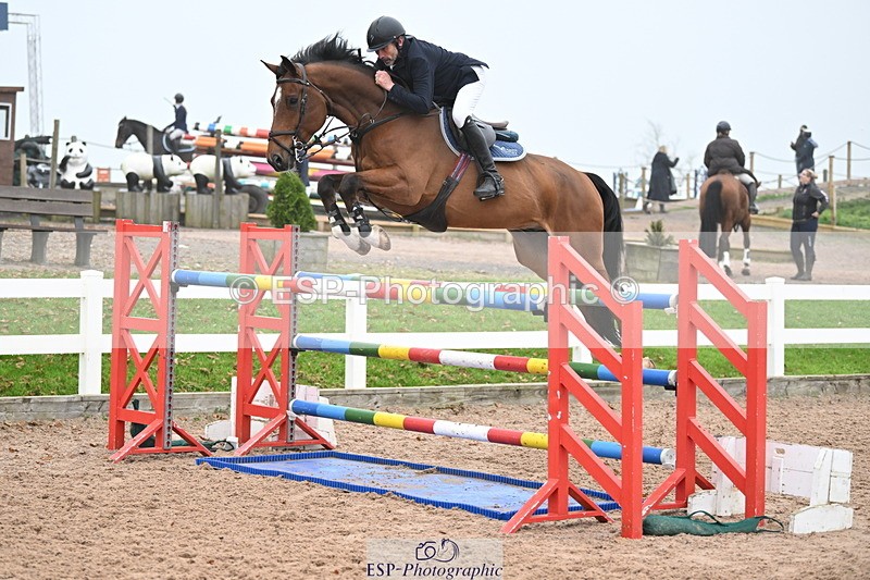 241102A-143940-05656 - SAT Cls 16 Winter 1.25 Jump Off