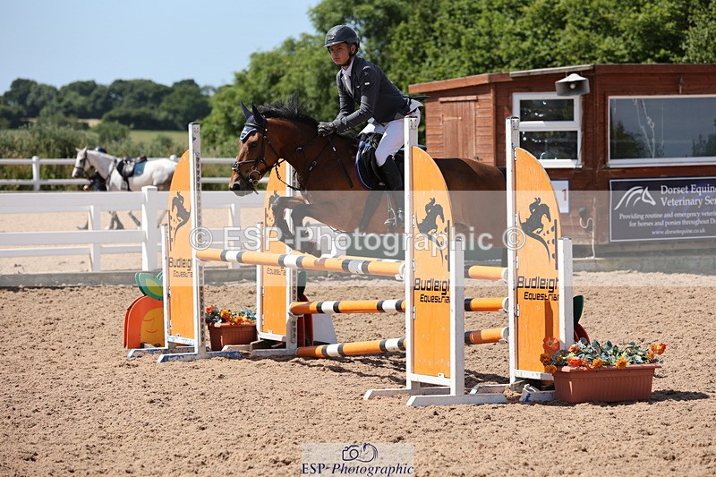 240629A-112026-04499 - Cls 17 Discovery and 90cm Open