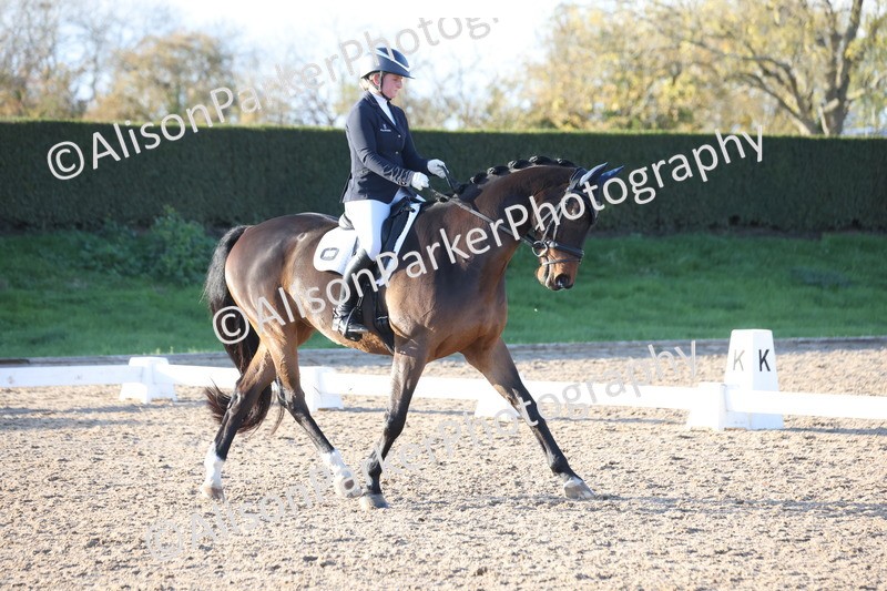 20251102-1252 - Class 8 - Medium 6