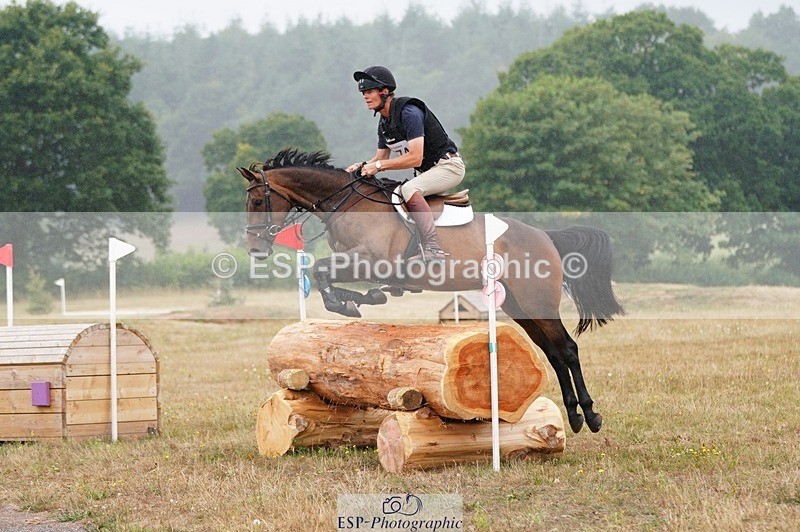 250803A-131358-13797 - M-574-William.Fox-Pitt-JABBEKA