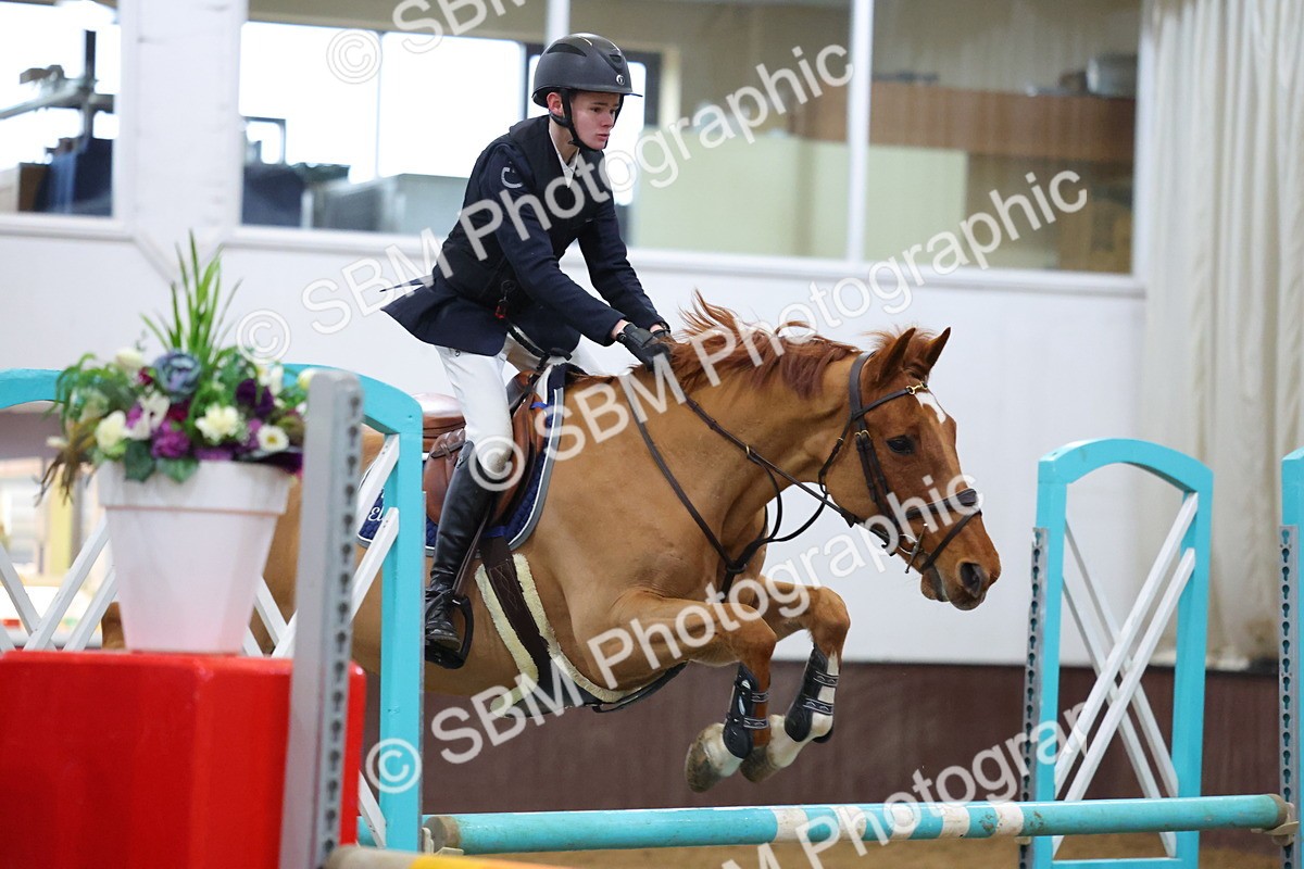 1I0A4983 - Class 9 - Senior Newcomers/ 1.10m Open