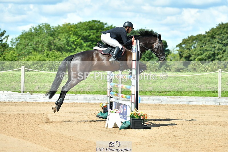 230720A-105641-02018 - Cls 5, 2 Star Medium 1.35m