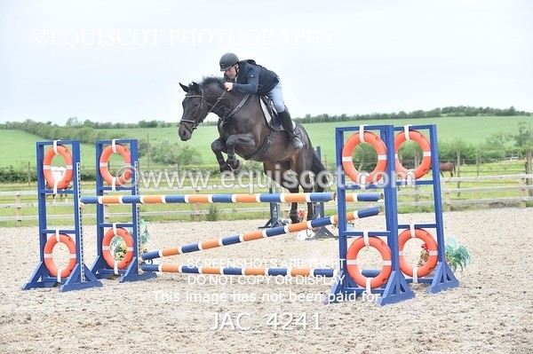 JAC_4241 - CLASS 6 Senior Foxhunter/ 1.20m Open